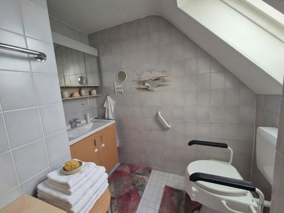 Bad DG 1 Maisonettewohnung Konstanz-Litzelstetten