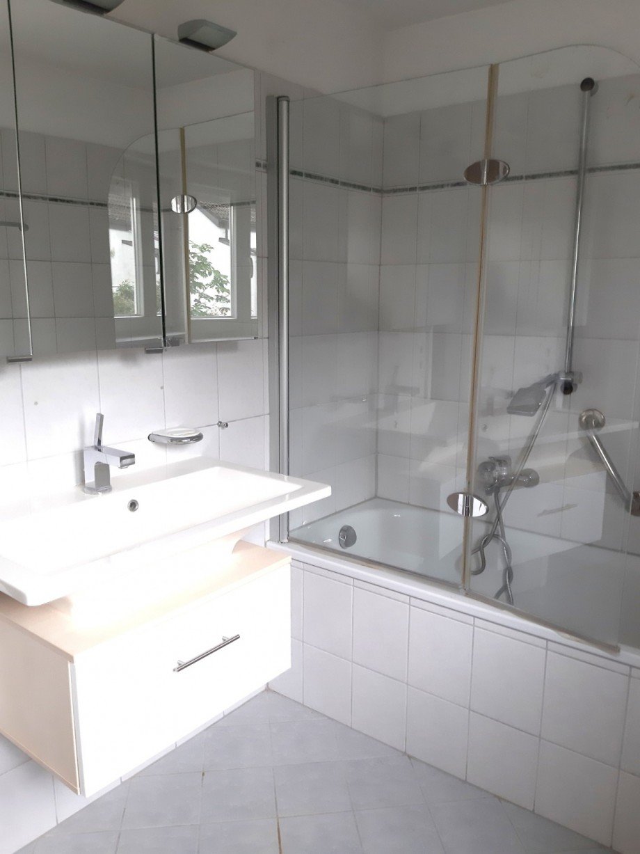 Bad OG Mehrfamilienhaus Konstanz-Dettingen