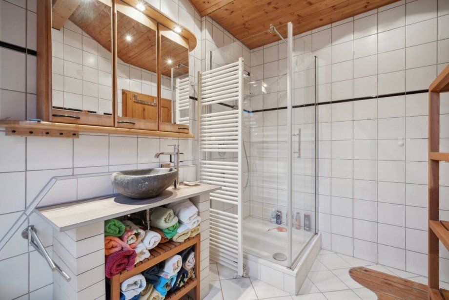 Bad4 Doppelhaush�lfte Gottmadingen